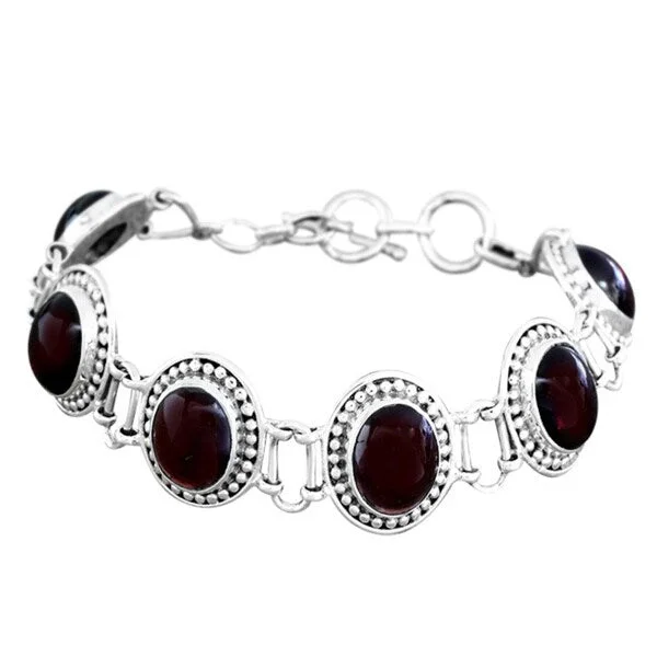 sterling silver cuff bracelets-Handmade Sterling Silver 'Crimson Garland' Garnet Link Bracelet (India)