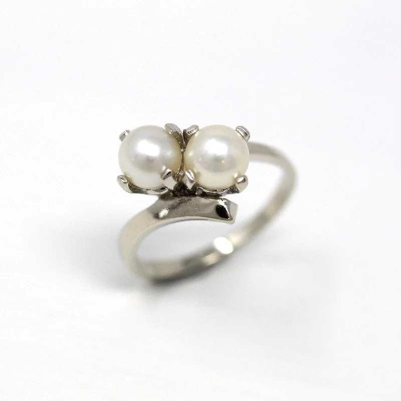 18k gold engagement rings-Sale - Cultured Pearl Ring - Mid Century 14k White Gold Toi Et Moi Bypass Style - Vintage Circa 1950s Era Size 6 1/4 June Birthstone Jewelry