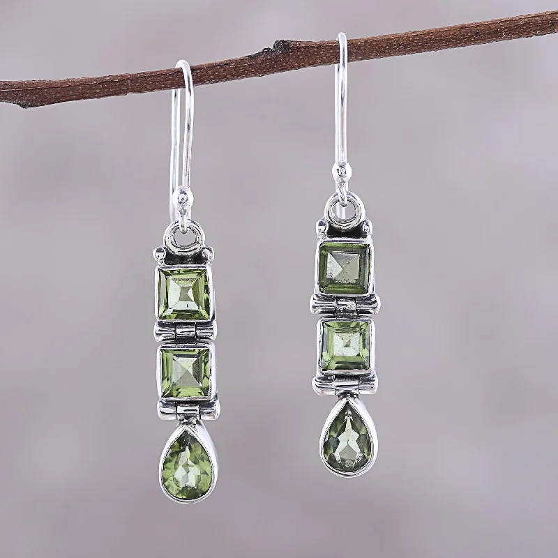 pearl stud earrings for everyday wear -Creativity 3.8-Carat Faceted Peridot Dangle Earrings from India